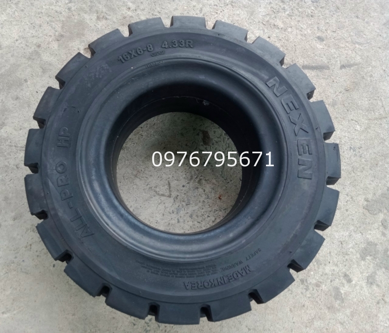 Lốp đặc cao su 16x6-8