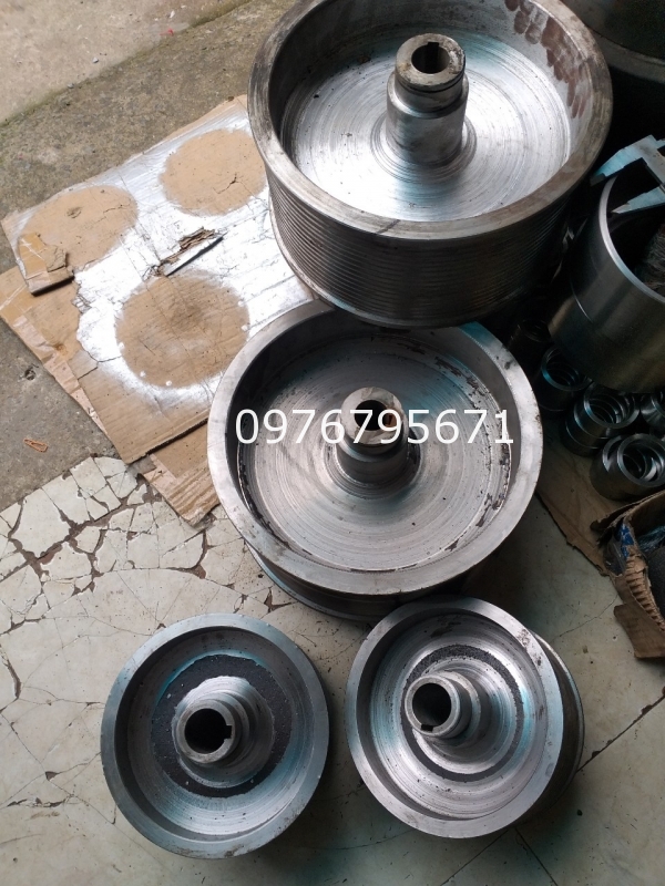 Gia công con lăn thép pu chiu lực