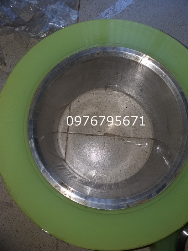Xe nâng điện KOMATSU FB09RS-14 BÁNH LÁI 330X145