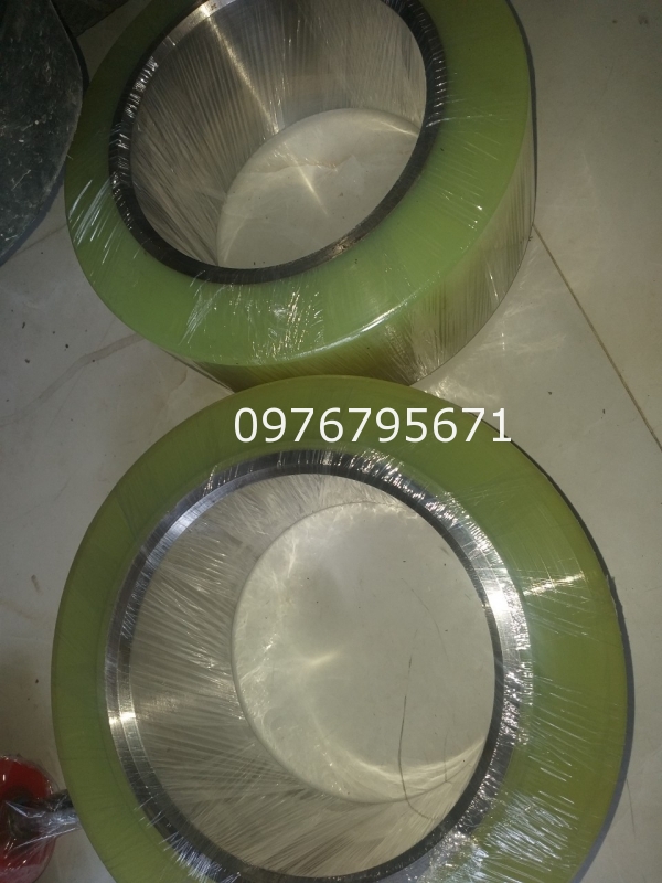 Xe nâng điện CLACK bánh xe nâng 254x114x180