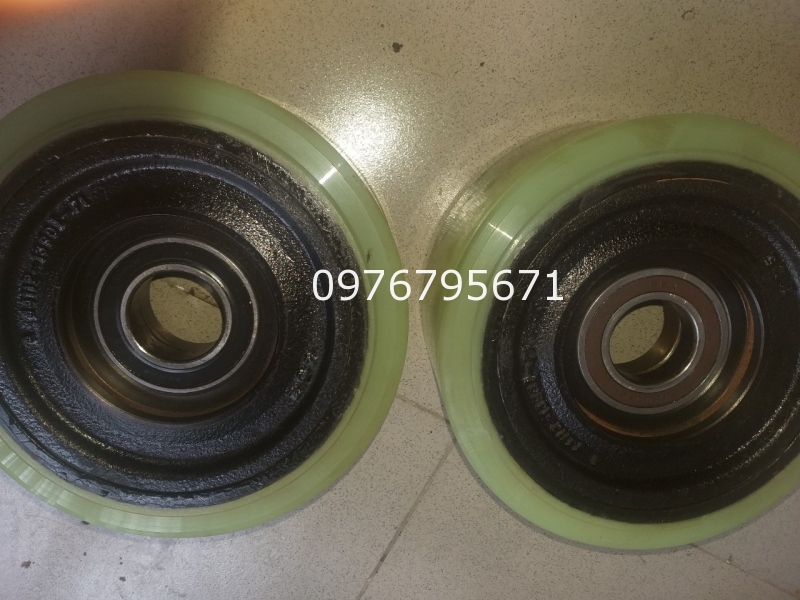 Xe nâng điện TOYOTA FB7 Bánh tải toyota 254x120x190mm