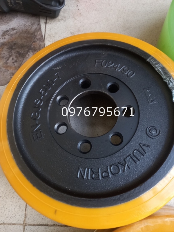Xe nâng Điện LINDE Bánh lái LINDE R20 F204 lỗ 90mm