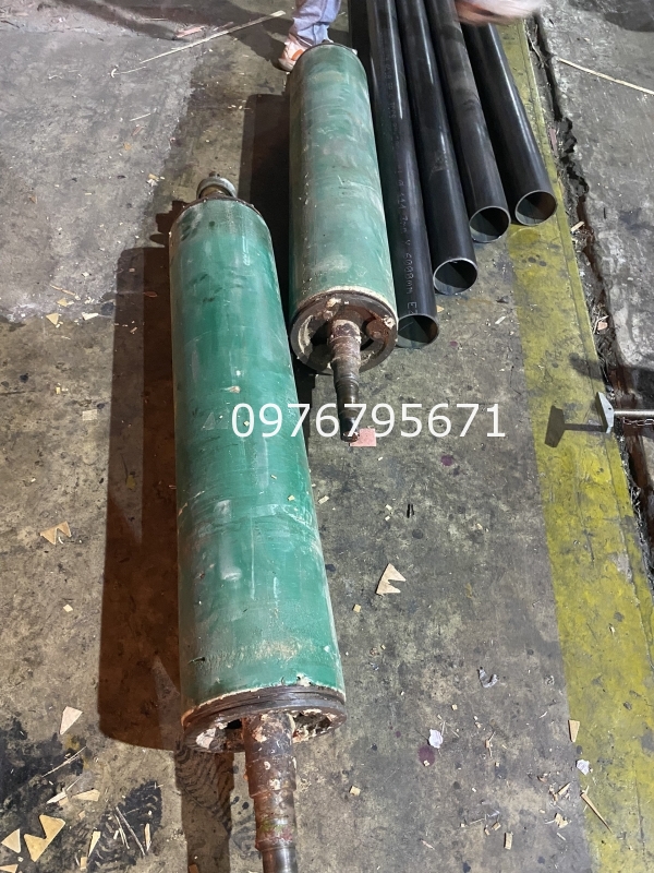 Chuyên gia công Trục cao su cho trục lấy keo