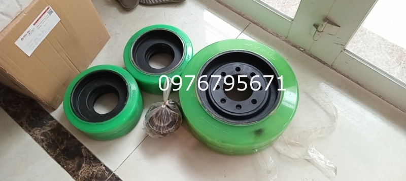 Xe nâng Điện SUMITOMO Bộ bánh lái Pu sumitomo