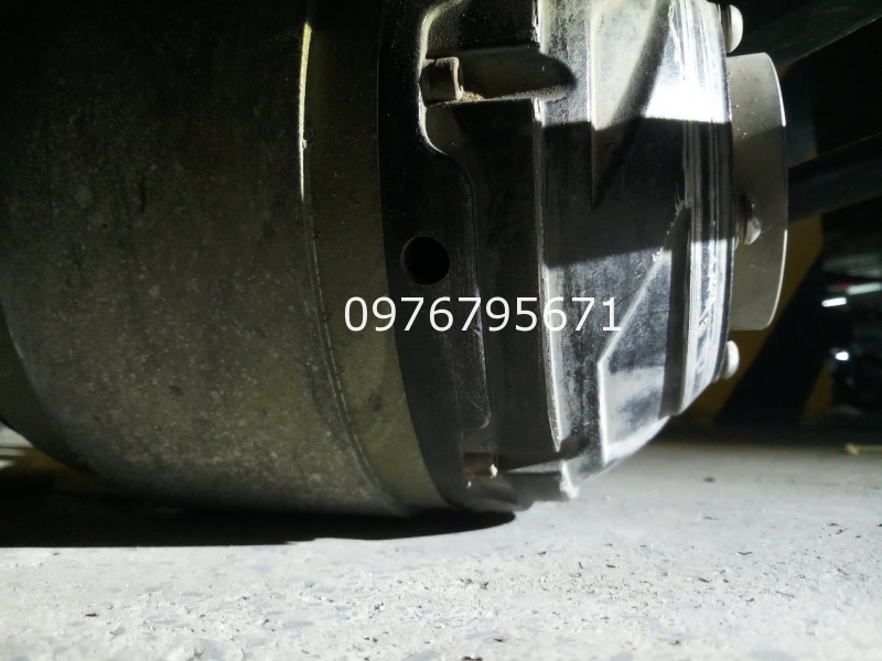 Nhân gia công bánh xe Cao Su PU cho xe chà sàn tại thành phố chí minh