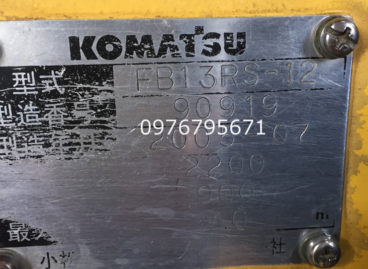 Xe nâng KOMATSU FB13RS 12