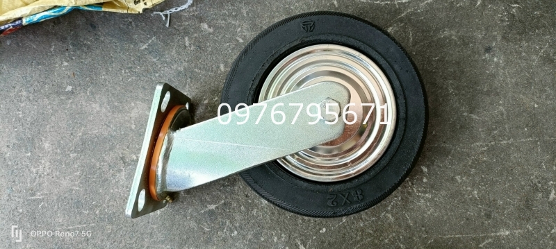 Bánh xe  cao su 8x2 có nắp càng 6mm  xoay 360 có nắp chắn bui