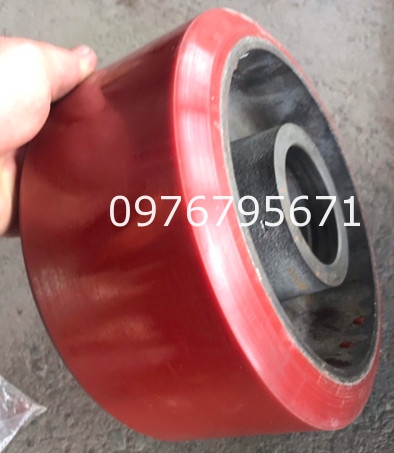 Xe nâng điện raymon 7500 bánh xe cân bằng raymon 205x102mm