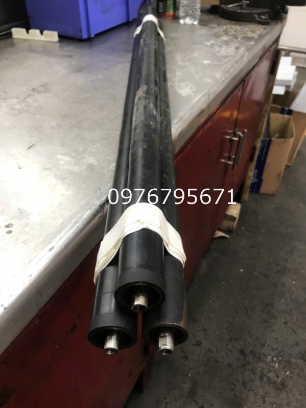 Gia công trục cao su nhám phi 37x1200mm
