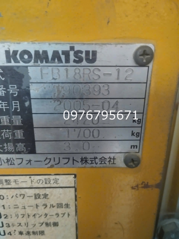 Xe nâng điên KOMATSU FB18RS 12 banh xe pu 254x120x190mm