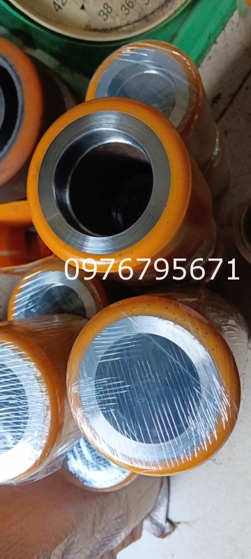 Xe nâng điện HANCHA bánh xe PU phi 80x70 bac đan 6204