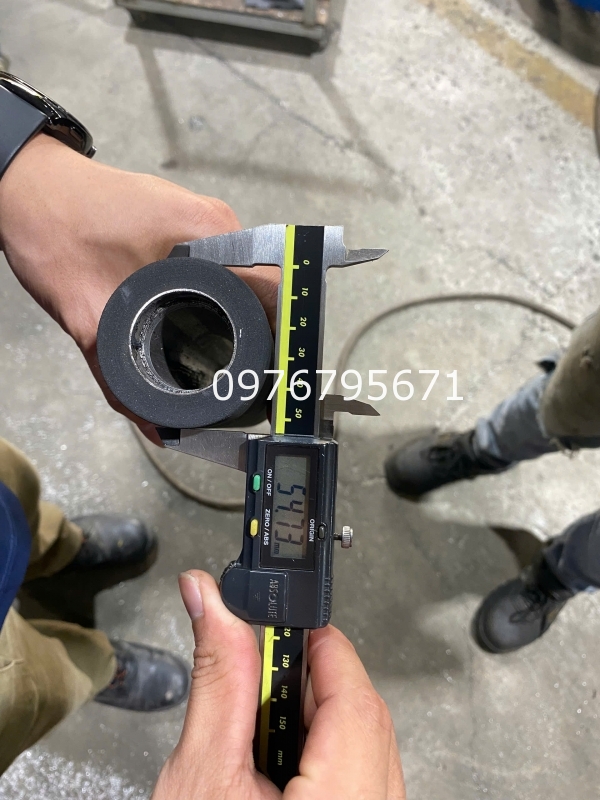 Bọc gia công truc cao su phi 54x780mm bac đan 6202