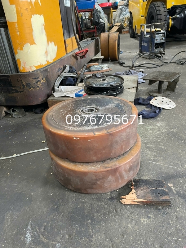 Xe nâng điện MGA Bánh tải Pu 340x106mm