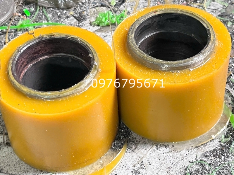 Xe nâng điện HANCHA bọc bánh xe pu 85x80x55