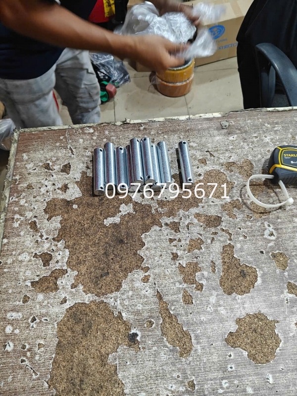CỐT TRỤC BÁNH XE PU NÂNG TAY 20MM