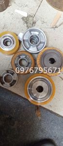 Sản xuất con lăn PU Nhôm cho cty may