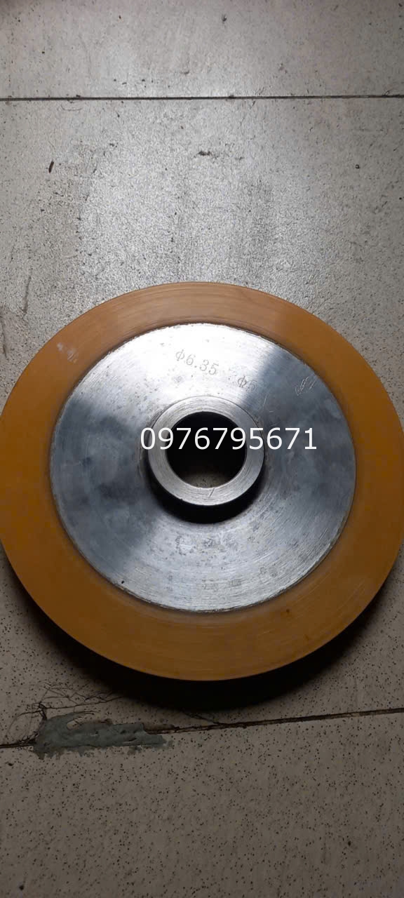 Đắp con lăn pu 340x380x20 80-85 shore
