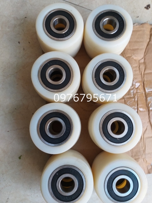 Bánh xe nâng tay nylon 60x70 bạc đạn 6204