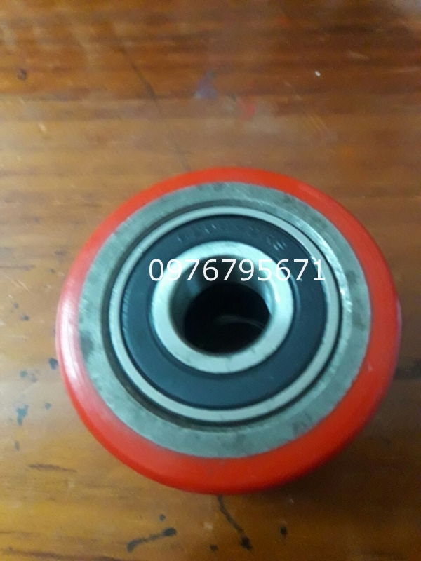 B&aacute;nh xe N&acirc;ng Tay 70x80 pu gang